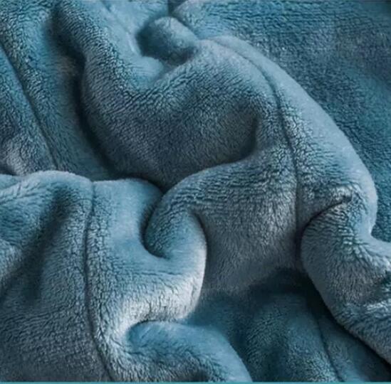 Warme Siesta-Decke dreilagige Decke Steppdecke dicker Lamm-Flanell Bettwäsche Korallenfleece