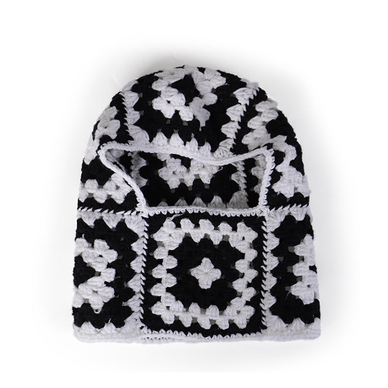 Handgefertigte Wollhäkelhaube mit Ohrenschutz für Herbst und Winter