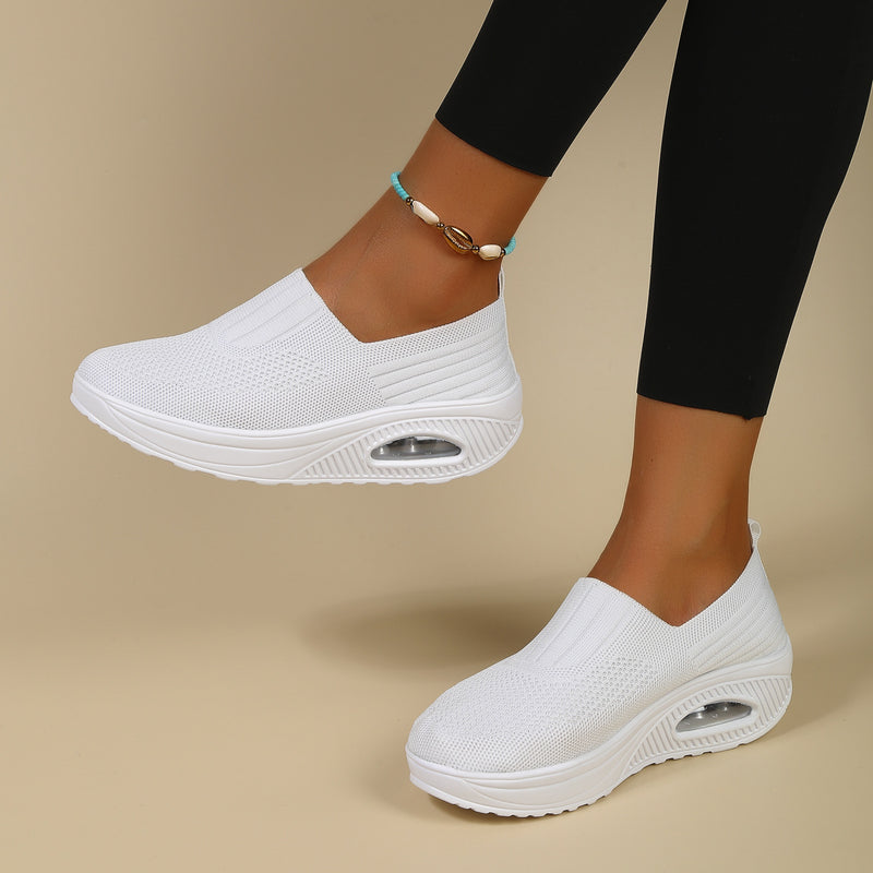 New Women's Leisure Sports Air Cushion Non-slip Flying Woven Women's Shoes