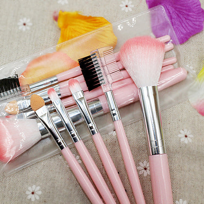Makeup brushes