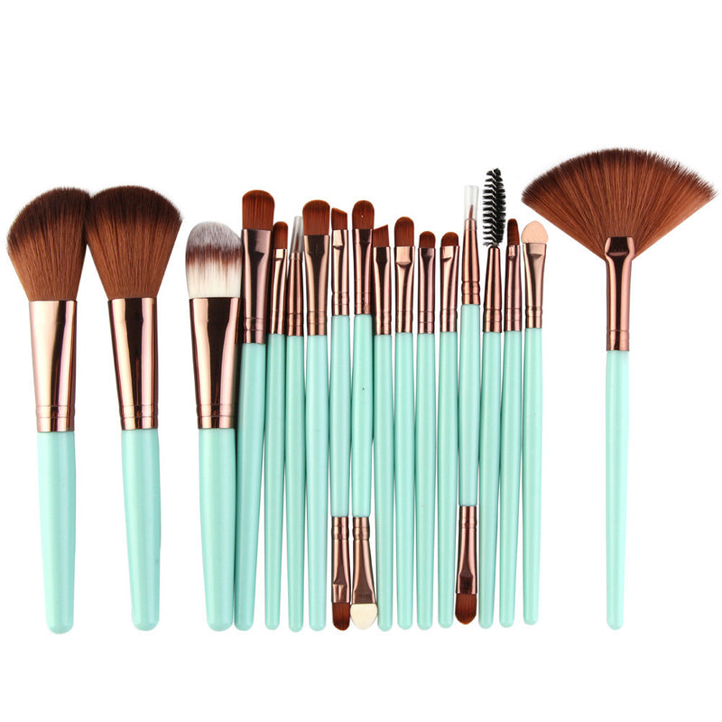 Lidschattenpinsel, Rougepinsel, Lippenpinsel und fächerförmiges Make-up-Pinsel-Set