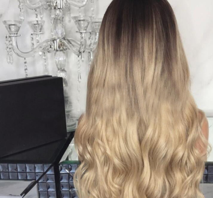 Tingimento de peruca de cabelo comprido e encaracolado de comprimento médio com ondas grandes
