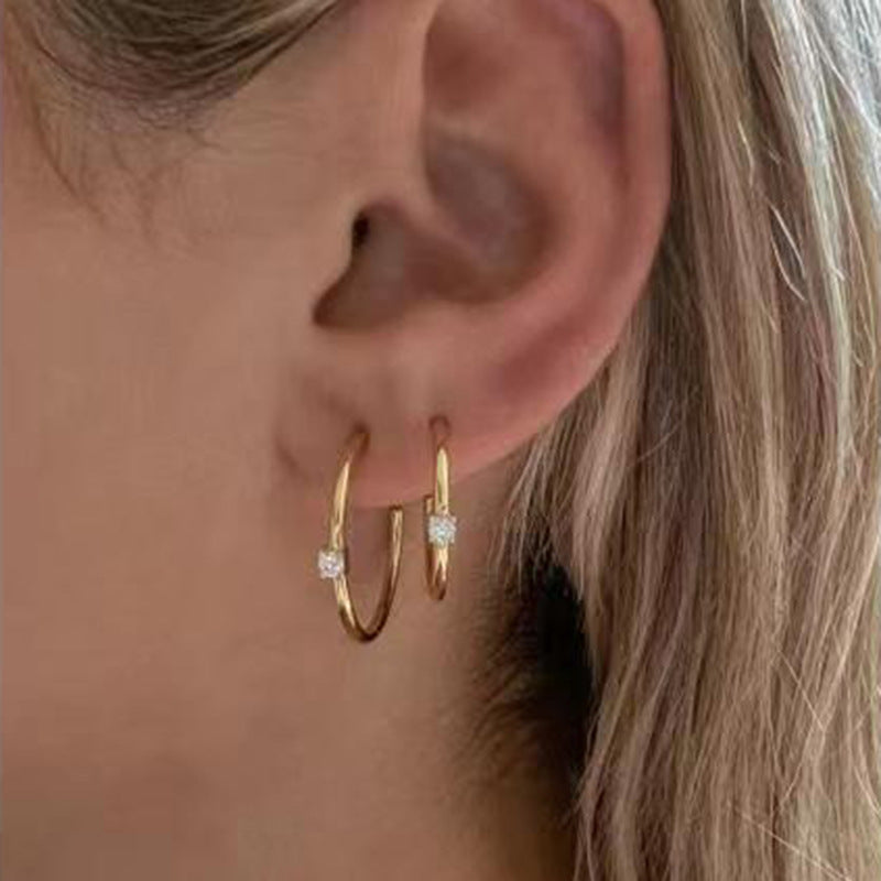 Brincos Fonte C Com Zircão Titânio Aço I Galvanizado Ouro 18K
