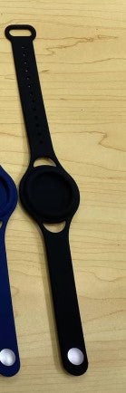 Compatible With Apple,AirTags Liquid Silicone Watch Children's Bracelet Wristband Location Tracker