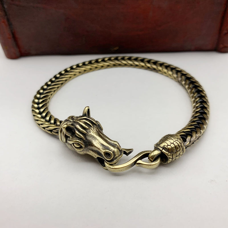 Bracelete de Corrente em Latão Puro com Cavalo Vintage