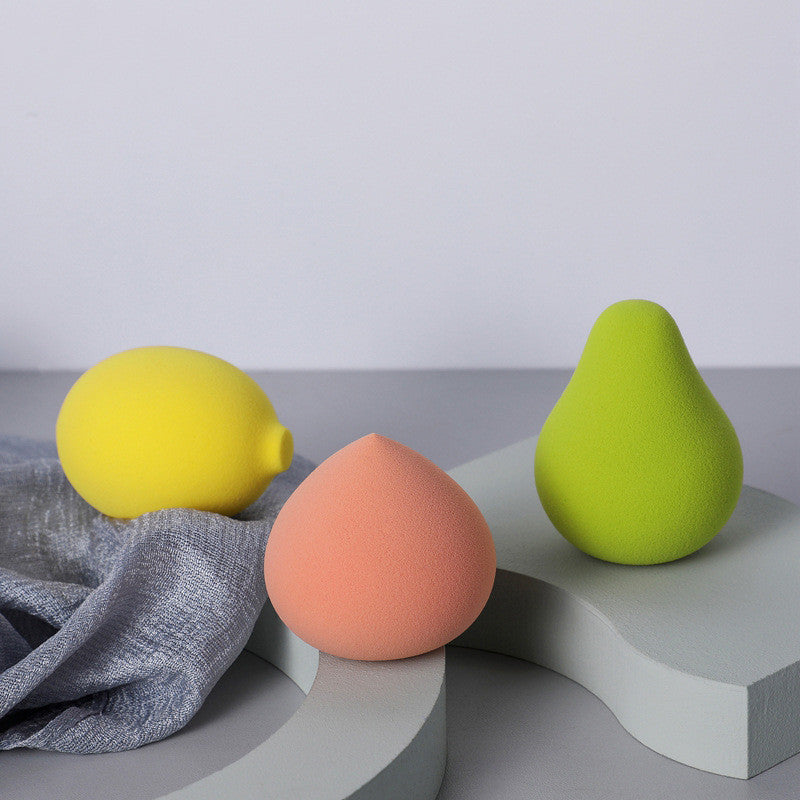 Pfirsichfarbener Make-up-Schwamm Puder