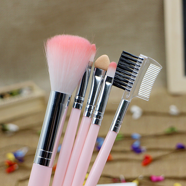 Makeup brushes