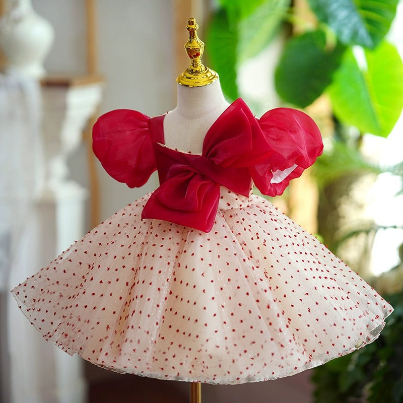 Kleid für den ersten Geburtstag eines Mädchens, Pettiskirt für die „Grab“-Zeremonie