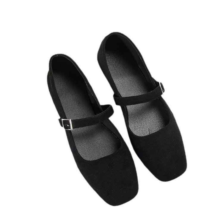 Sapatos femininos bordados de salto baixo e corte baixo