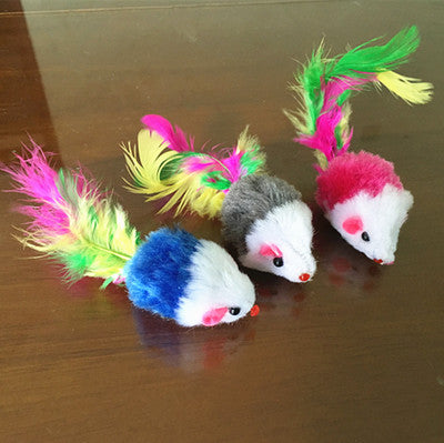 Buntes Katzenspielzeug-Maus mit Feder-Schwanz