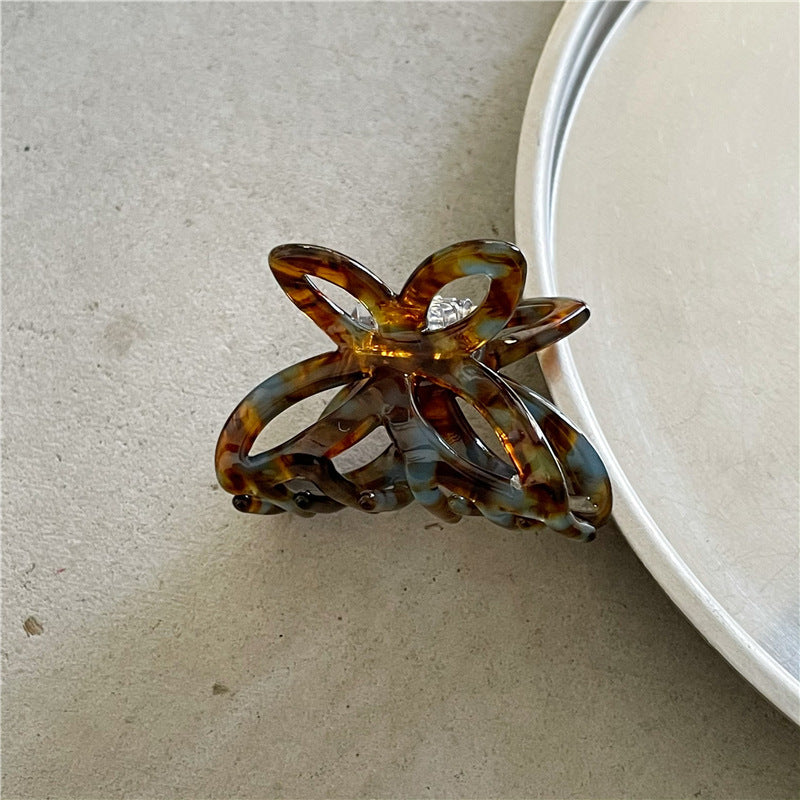 Modische Retro-Schmetterlings-Haarspange in Farbe