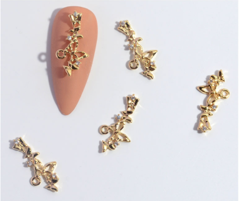 Nagelschmuck Zirkonia-Blume Quastenkette