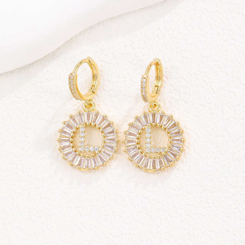 Cristal Sugar Letter Zircon Ear Studs 26 letras em inglês Clipe de orelha de diamante completo