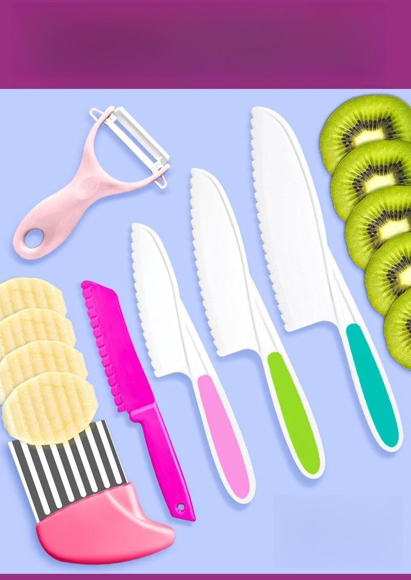 Wave Cutting Board Plastic Fruit Knife Set
