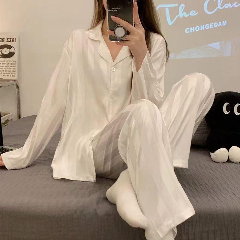 Women's Ice Silk Long Sleeve Home Pajama Set