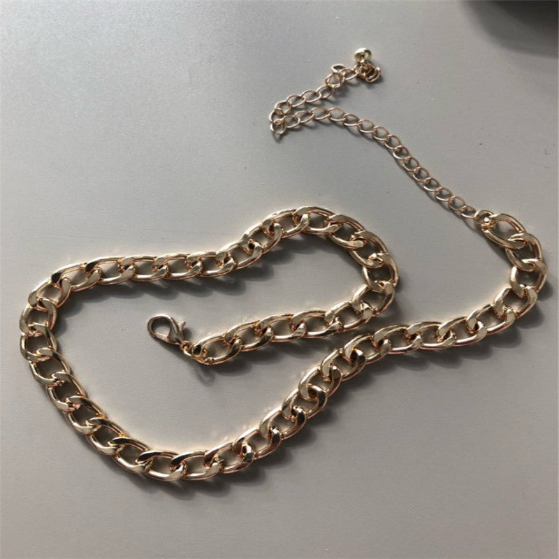 Simple wild clavicle naked chain