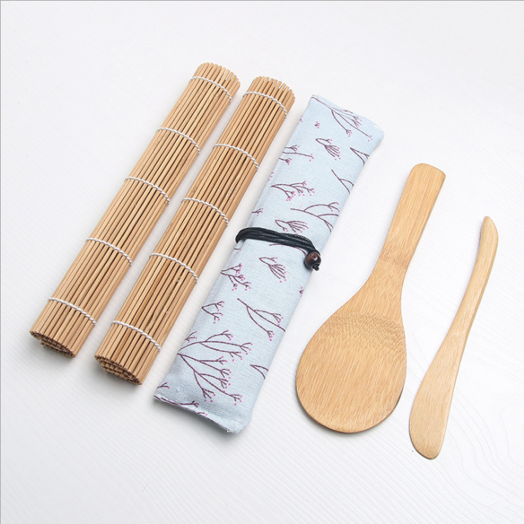 Conjunto de esteira para sushi, pauzinhos e colher