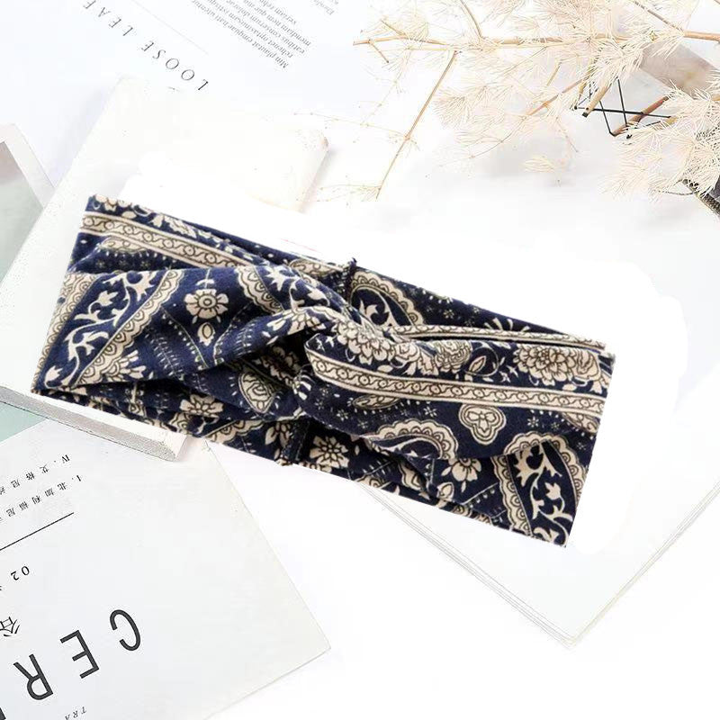 Sweat-absorbent And Anti-perspirant Bundled Headband With Wide-brimmed Print Headband
