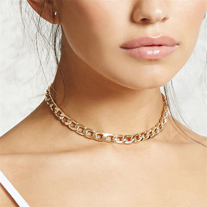 Simple wild clavicle naked chain