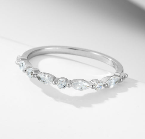 Conjunto de anel de zircônia com corte de flor de gelo super brilhante em prata esterlina S925