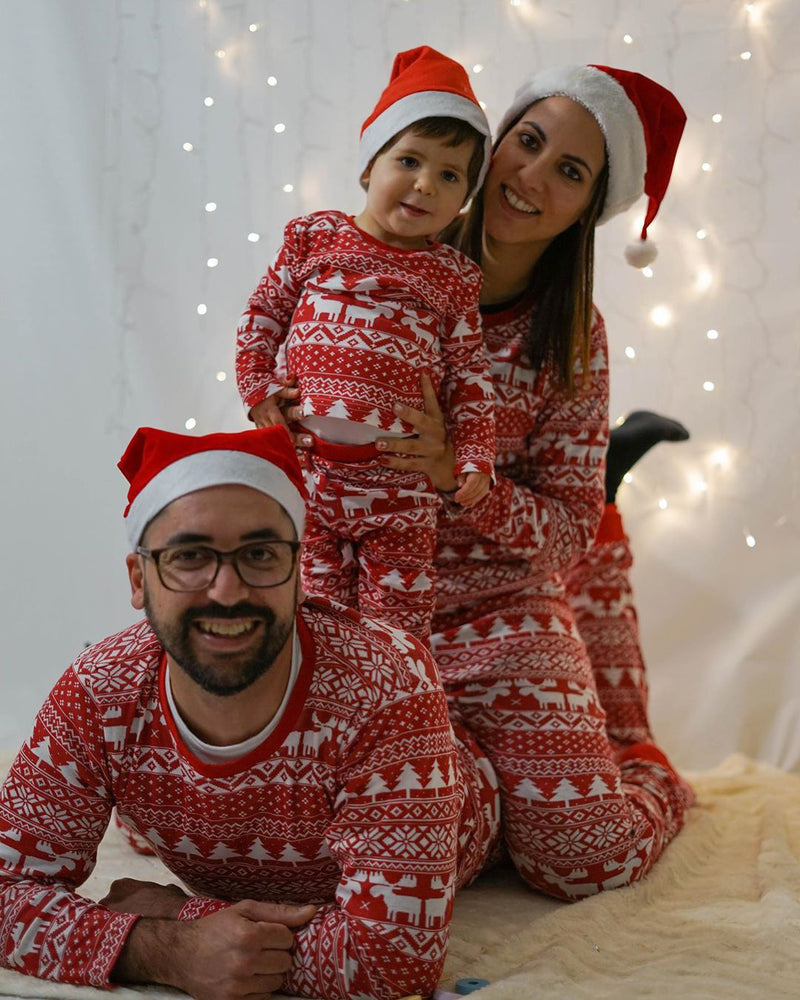 Weihnachts-Partnerlook für Eltern und Kind