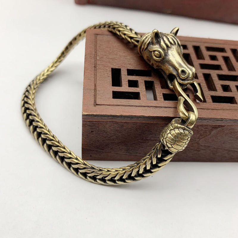 Bracelete de Corrente em Latão Puro com Cavalo Vintage