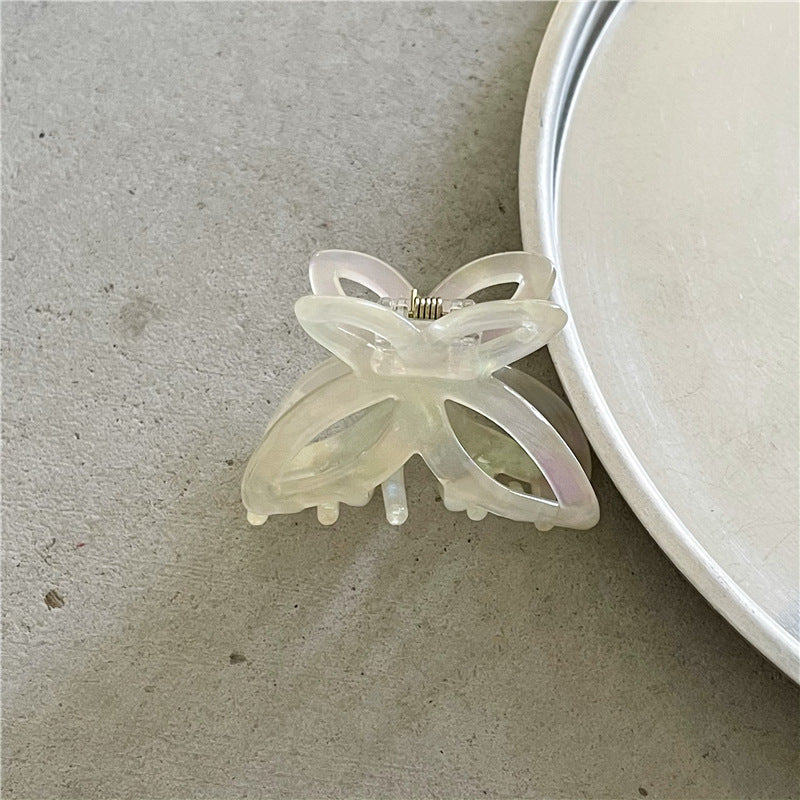 Modische Retro-Schmetterlings-Haarspange in Farbe