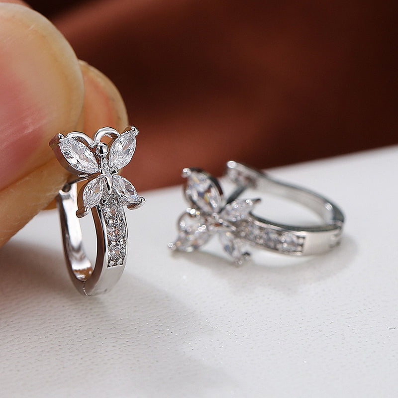 Vintage Pastoral Style Earrings Edge Inlaid Zircon Small Butterfly Ear Clip