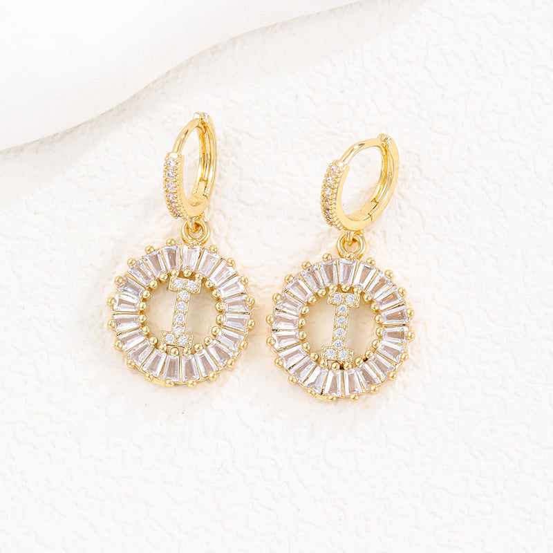 Cristal Sugar Letter Zircon Ear Studs 26 letras em inglês Clipe de orelha de diamante completo