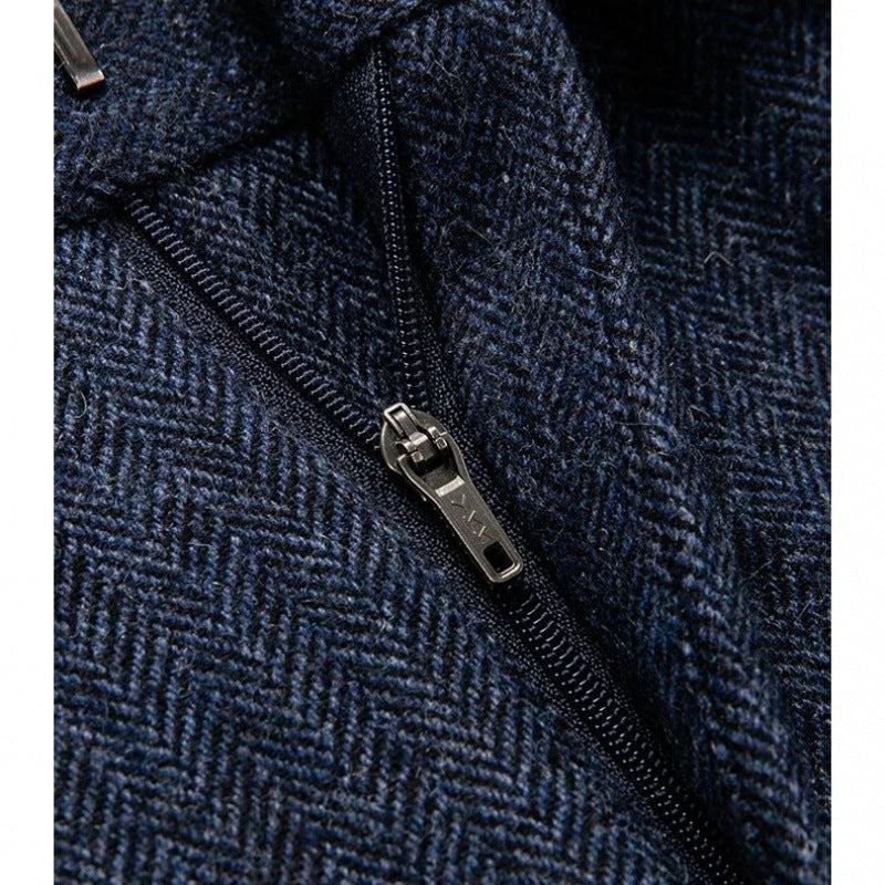Schmale Tweed-Hose aus Wolle mit Fischgrätmuster