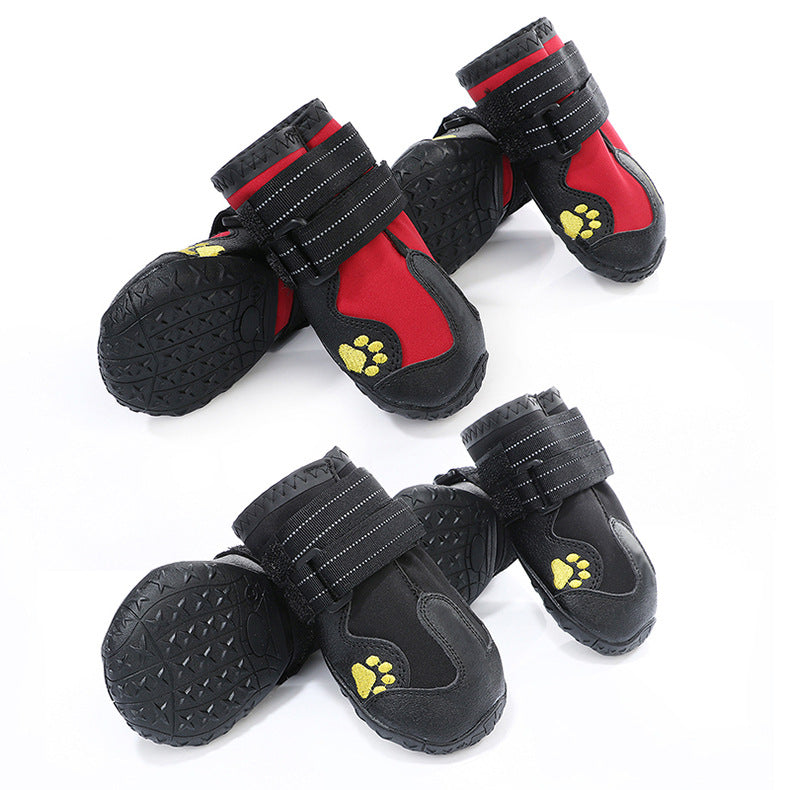 Botas impermeáveis para cão