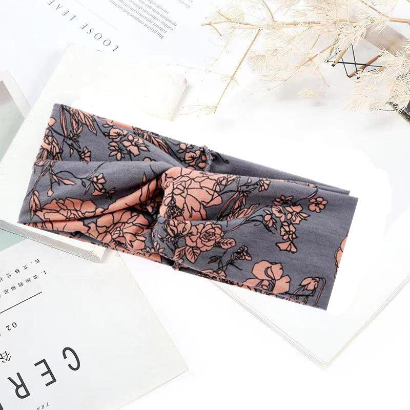 Sweat-absorbent And Anti-perspirant Bundled Headband With Wide-brimmed Print Headband