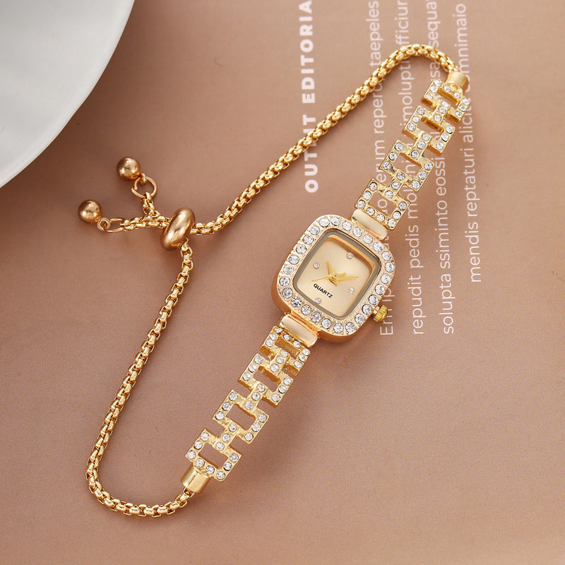 Diamond-encrusted Retractable Bracelet Gold Quartz Watch