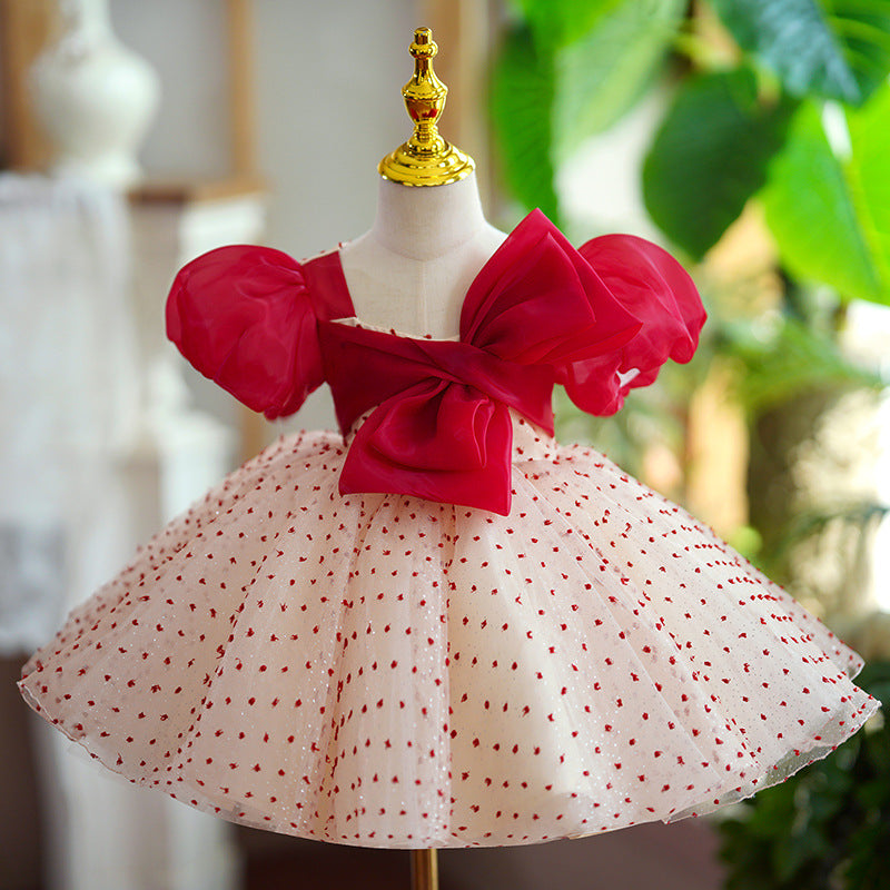 Kleid für den ersten Geburtstag eines Mädchens, Pettiskirt für die „Grab“-Zeremonie
