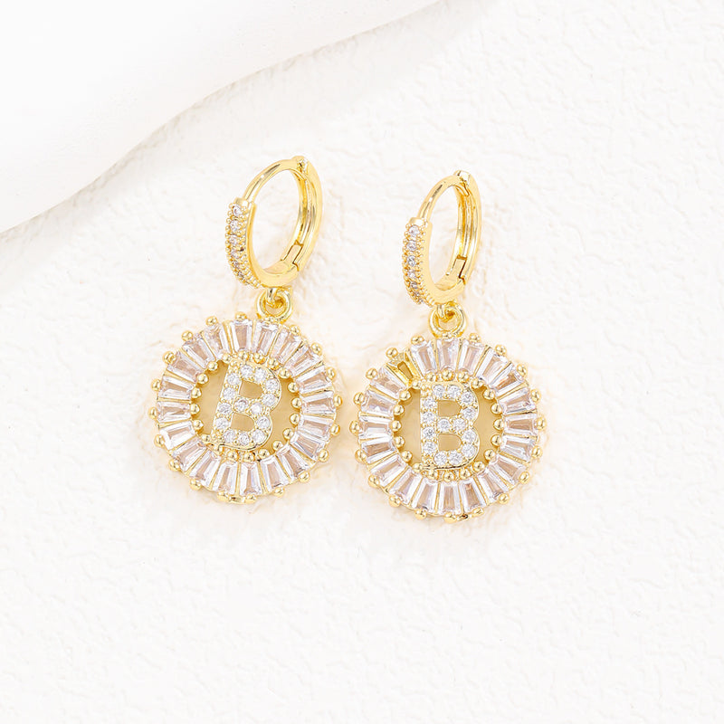 Cristal Sugar Letter Zircon Ear Studs 26 letras em inglês Clipe de orelha de diamante completo