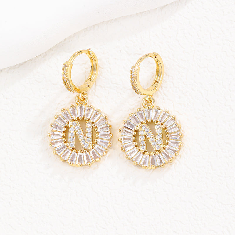 Cristal Sugar Letter Zircon Ear Studs 26 letras em inglês Clipe de orelha de diamante completo