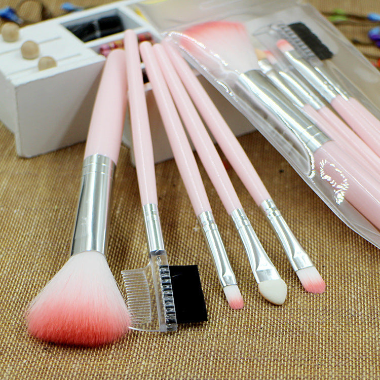 Makeup brushes
