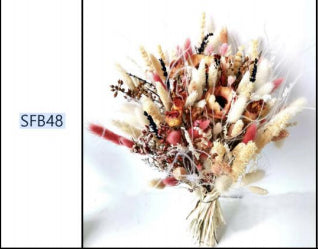 Plant Dried Flowers And Reed Decoration