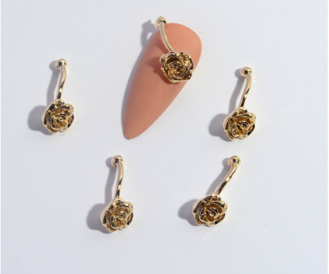 Nagelschmuck Zirkonia-Blume Quastenkette