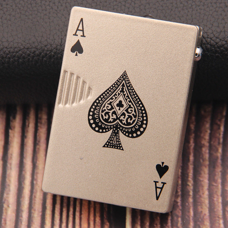Isqueiro Insuflável Eletrónico À Prova de Vento com Design Criativo de Cartas de Jogar