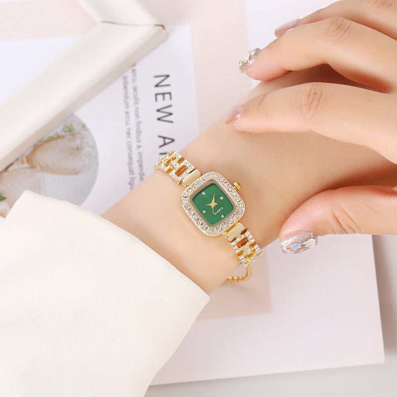 Diamond-encrusted Retractable Bracelet Gold Quartz Watch