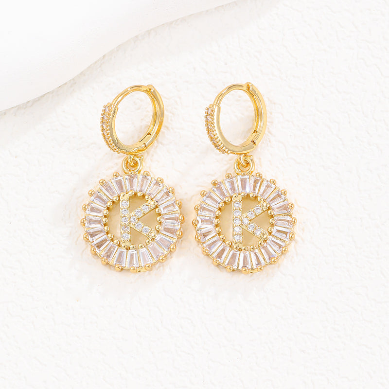 Cristal Sugar Letter Zircon Ear Studs 26 letras em inglês Clipe de orelha de diamante completo