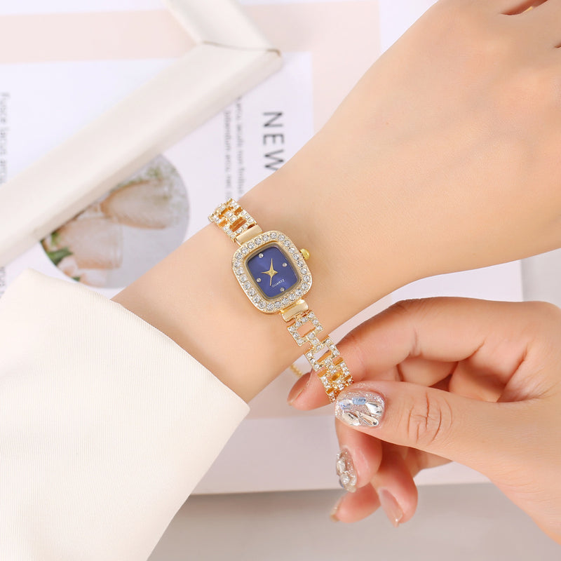 Diamond-encrusted Retractable Bracelet Gold Quartz Watch