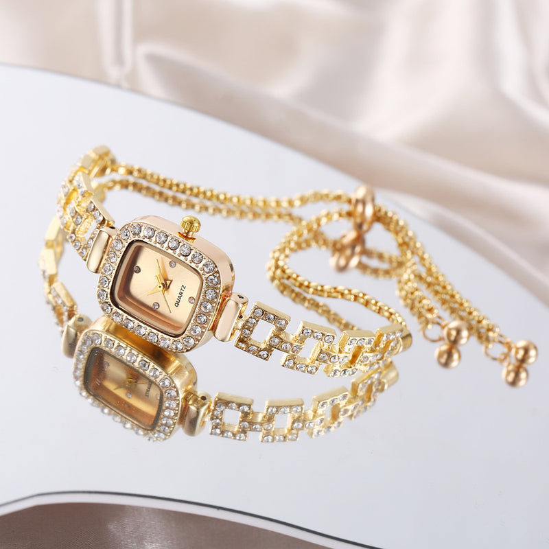 Diamond-encrusted Retractable Bracelet Gold Quartz Watch