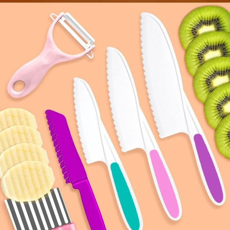 Wave Cutting Board Plastic Fruit Knife Set