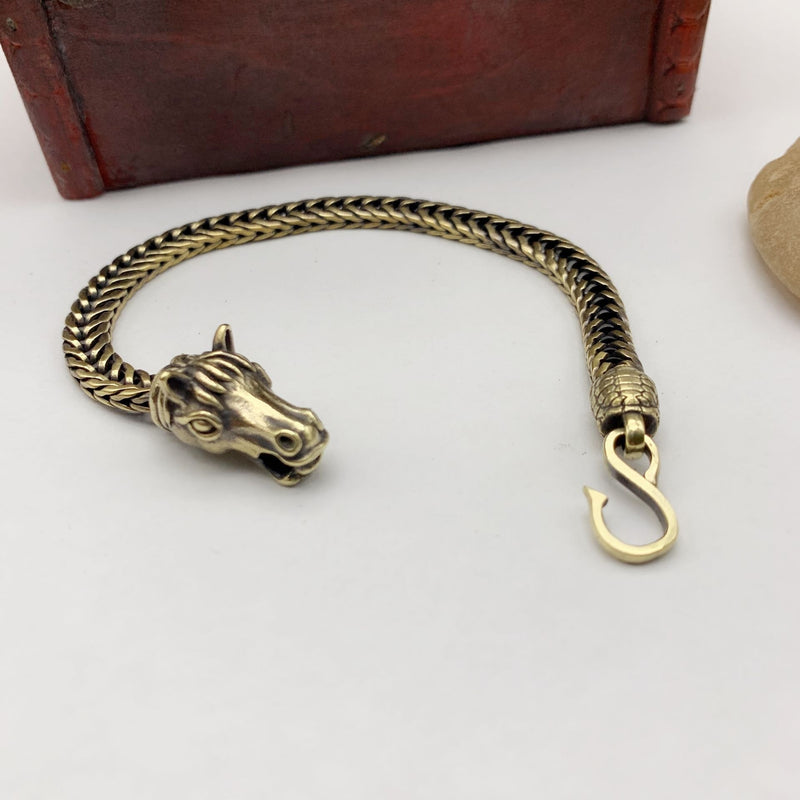 Bracelete de Corrente em Latão Puro com Cavalo Vintage
