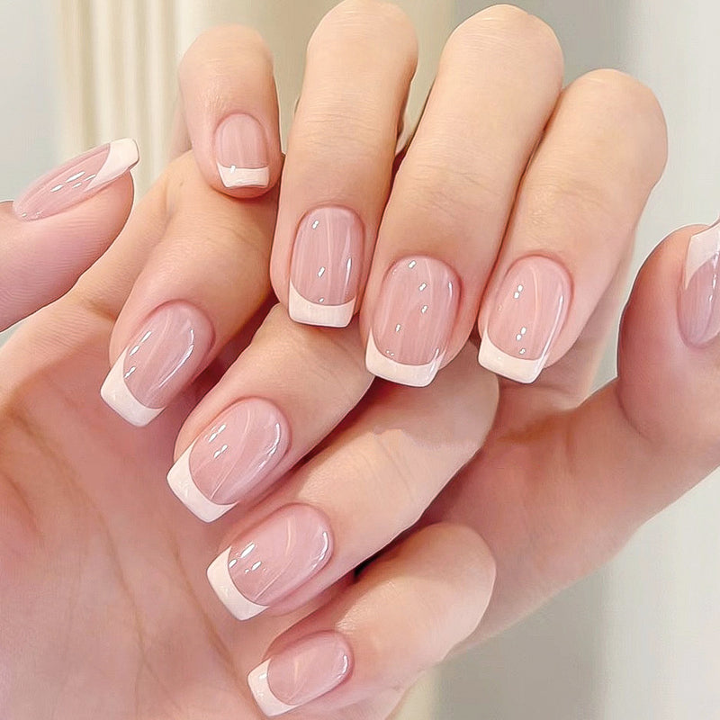 24 Stück Nagelspitzen quadratisch kurz einfach entfernbar künstliche Fingernägel in Box