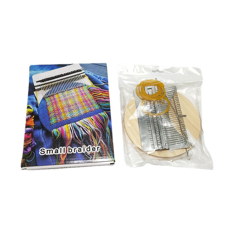 Kleine handgefertigte Strickmaschine ohne Nadel