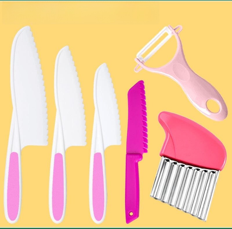 Wave Cutting Board Plastic Fruit Knife Set