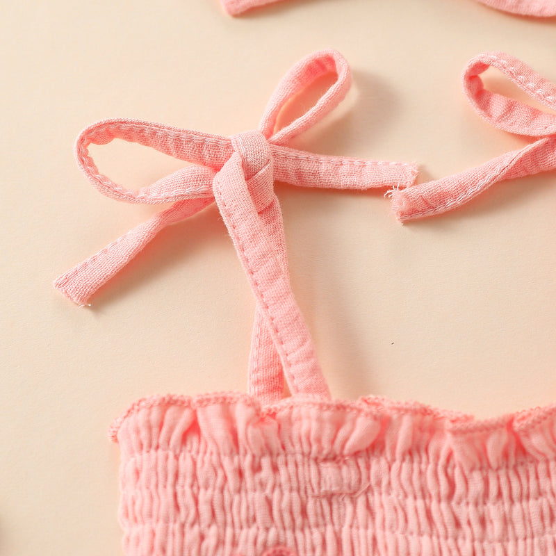 Conjunto de duas peças de vestido de alças em rede com bordado de toalha e fita para o cabelo com laço